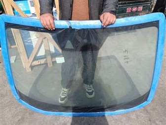 Pour pare-brise HONDA FIT